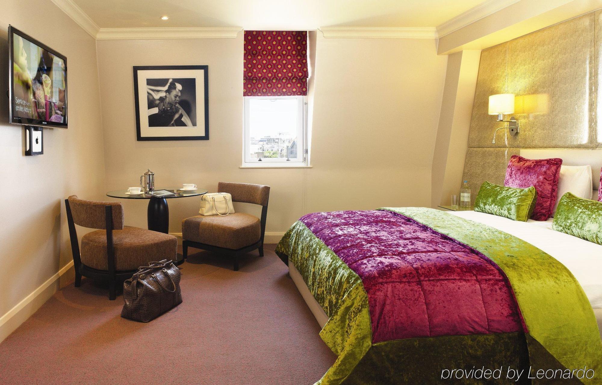 Radisson Blu Edwardian Mercer Street Hotel, London Room photo
